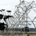 Snažno nevreme pogodilo Australiju: Farmer poginuo na traktoru, vetar nosio krovove