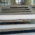 FOTO: Ovim stepenicama svakodnevno prolaze deca, trudnice i lekari