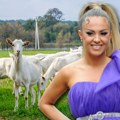 "Šetam kozu, vidim drugare iz škole, pa legnem u koprive da se sakrijem" Dragica Zlatić o sramoti zbog života na selu: Sada je…