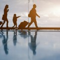 Roditelji ostavili dete na aerodromu iz bizarnog razloga i "odleteli": Usledilo hapšenje