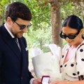 Verio se potpredsednik skupštine Srbije: Edin Đerlek stavio prsten na ruku prelepoj crnki: "Ceo život sam tražio dobrotu…