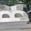 Uklonjen znak "Volim Kosovsku Mitrovicu" ispisan ćirilicom