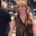 (Video) „Da odem u penziju – umrla bih“ u 101. Godini ova žena i dalje radi za pultom svaki dan - sa osmehom na licu kao prvog…