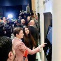 Evo koje su sve usluge sada dostupne građanima: Otvoren Servisni centar eUprave u tc "Galerija" (Foto)