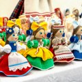 Milica jedina u Nišu izrađuje umetničke lutke FOTO