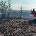 Prokupački vatrogasci čitav dan na terenu, bore se sa vatrom kod sela Kare
