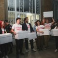 AP: Mladi koji protestuju u Srbiji zvanično ulaze u izbornu trku protiv Vučića