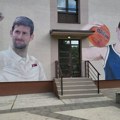 Jokić i Đoković jedan do drugog: Završen prelep mural srpskih asova na zidu Studentskog doma "Rifat Burdžević"