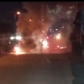 (Video) Izgoreo automobil u Fočanskoj ulici