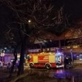 Prvi snimci sa mesta požara u Bloku 45: Zapalio se tržni centar "Enjub", vatrogasci izašli na teren (foto/video)