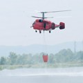 FOTO DANA: Helikopteri MUP-a bore se sa vatrenom stihijom