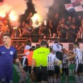 Ludnica u Bugarskoj: Gol sa 30 metara, bakljada… (VIDEO)