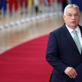 Orban: Ko podržava Ukrajinu, podržava rat; "Ako stavite pištolj na sto, pre ili kasnije će opaliti"