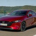 Mazda tiho unapredila "trojku": Nove tehnologije stižu bez velikih promena dizajna FOTO