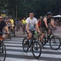 Masovna biciklistička vožnja danas u Beogradu posvećena deci
