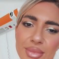 (Video) "Pasoš za dude" Jovana Jeremić otkrila šta je dobila za nove silikonske grudi: "Obezbeđenju ću samo da pokažem ovo"…