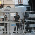 Četrnaestogodišnjak pucao u vazduh iz kalašnjikova, pa sakrio oružje