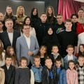 Dječija nedjelja u Novom Pazaru: Predstavnici učenika osnovnih i srednjih škola s predsjednikom Skupštine Grada