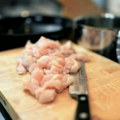 Za piletinu 20 godina robije: Retka zloupotreba potresla Kinu