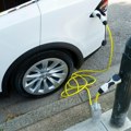 U Evropi opada tražnja za električnim automobilima - kakva je sudbina električnog Fijata iz Kragujevca?