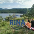 Zeleni krovovi, golf teren i obnovljivi izvori energije: Zlatni grad koji niče na Ribničkom jezeru čuva prirodno i zdravo…