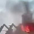 Požar u Beočinu: Vatra progutala kuću, dim kulja na sve strane (video)