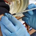 Počela vakcinacija protiv sezonskog gripa, u Nišu prvog dana vakcinisano blizu 300 osoba