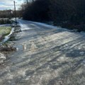 Čitaoci: Putevi oko Bujanovca okovani ledom, saobraćajka kod Žuželjice