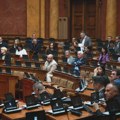 U Skupštini Srbije završeno za danas, raspravljano i o slučaju Senjak: „Desio se slom države“