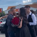 Neobična scena na maturi! Svi mislili da izbija tuča - a onda je usledio obrt koji niko nije očekivao (video)