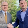 Вучевић се састао са Стевановићем Србија и Словенија настављају да јачају пријатељске и партнерске односе