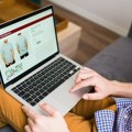 Šta ako možete da kupujete do mile volje, a da ne potrošite ni dinar? Ovo je nova internet manija – evo u čemu je caka!