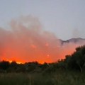 Dva dana bukti požar kod Vučipolja: Sumnja se da u tom delu ima mina, čeka se pomoć iz vazduha