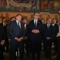 Vučić sa Srbima u Mostaru: Možete da se oslonite na Srbiju i RS; Posetio manastir u Žitomislićima FOTO