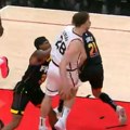 E, zato njega zovu "Bejbi Jokić": Turčin šokirao NBA ligu svojim potezom, Vasa Micić meč opet gledao s klupe!