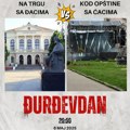 Na trgu sa đacima, kod opštine sa Ćacima