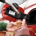 Vozači u šoku: Sipali gorivo, a automobili stali posle par metara - evo šta se krilo u rezervoarima