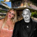 Kurir u rimu! Ovo je vila Siniše Mihajlovića: Najskuplji kvart, pogled od milion $! Komšije: Arijana i deca posle sahrane…