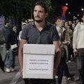 Nema nazad, vidimo se i večeras: Protest na Đačkom tgu u Kragujevcu