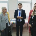 Otkrivena spomen-ploča dr Moši Eliju, jevrejskom lekaru streljanom u Kragujevcu (FOTO)