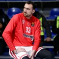 Nikola Milutinov doživeo potres mozga!