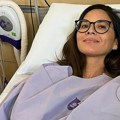 "Za 10 meseci imala sam 4 operacije, odstranili su mi dojke!" Glumica ženama savetuje kako da provere rizik od raka
