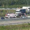 Saobraćajka na auto-putu Miloš Veliki u Pakovraću: Hitna pomoć i policija na licu mesta
