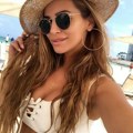 Ovo je posao iz snova: Ona je najlepša žena fudbalera i po povratku iz Španije pokreće biznis u našoj zemlji