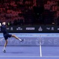 Novak izgubio od Sinera, ali pokazao šta još može sa 38 godina: O neverovatnom poenu pričaće ceo svet!