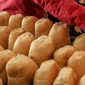 Nekada nam je bio jedina opcija: Stručnjaci upozoravaju na beli hleb ako ga jedete svaki dan