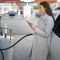 Nestašica goriva u Srbiji nema niti će biti: Evo kada na pumpe stižu derivati iz Rafinerije