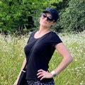 "Muž obrao tikvice" Supruga našeg fudbalera uživa u vili na Avali, sad pokazala šta sve gaje u bašti, jede se organska hrana…