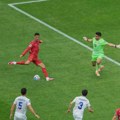 Ronaldo odgovorio hejterima: "Rekli su mi da treba da se povučem - ko radi vredno, Bog mu pomaže"