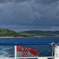 Četvoro mladih nestalo u moru tokom jakog nevremena! Drama na Jadranu: Sve službe na terenu, u akciji potrage pronađen samo…